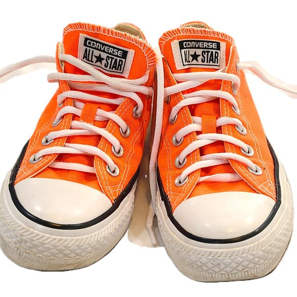 NWOB Converse All Star sz W8 M6 Orange Sneakers Athletic Shoes Chuck Taylors - Picture 2 of 11
